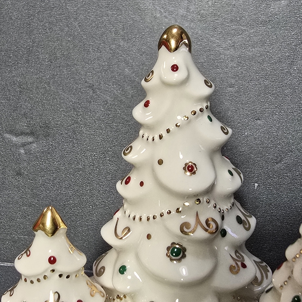 Lenox China Trees 2007 MISTLETOE PARK Village Treasures Sculpture - Picture 4 of 11